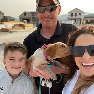 Meet your Posher, Danielle